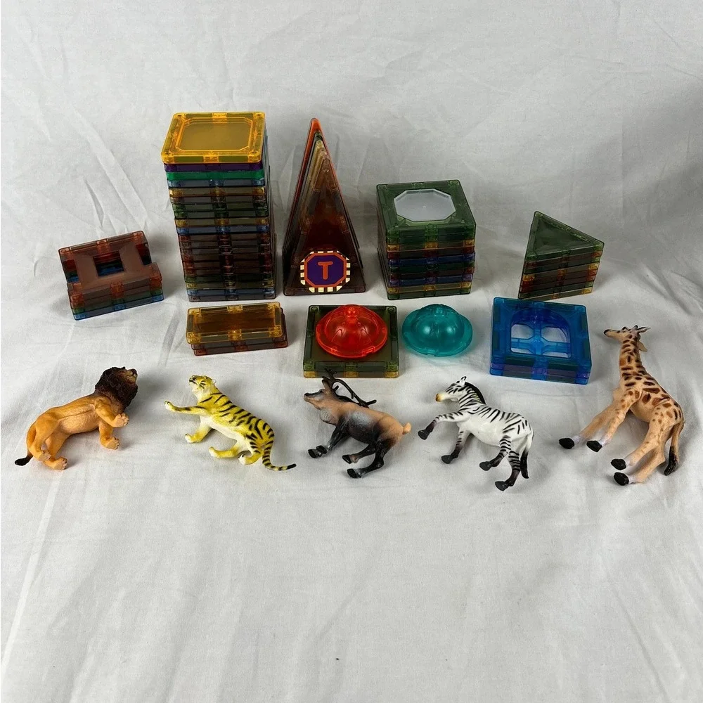 Magnetic Tiles Building Blocks STEM Toy Animals Light-Up Sensory Educational Box